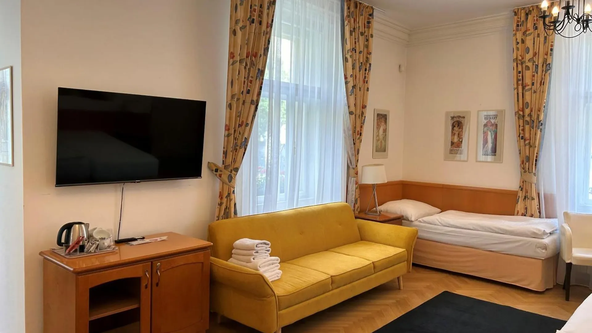 ** Pensjonat Hotel Pension Jana - Domov Mladeze Praga Czechy