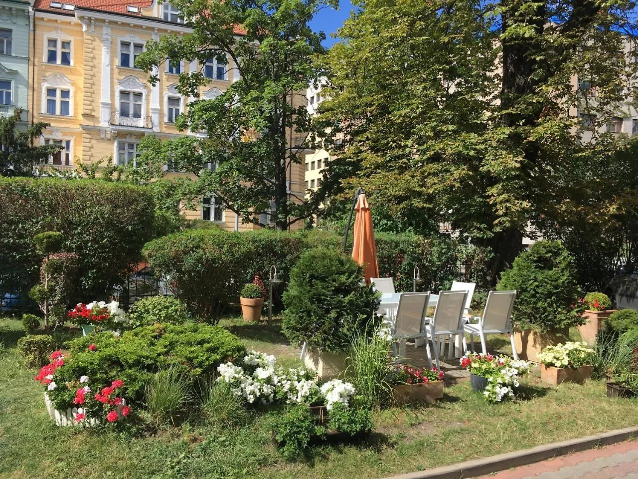 ** Gasthuis Pension Jana - Domov Mladeze Hotel Praag Tsjechië