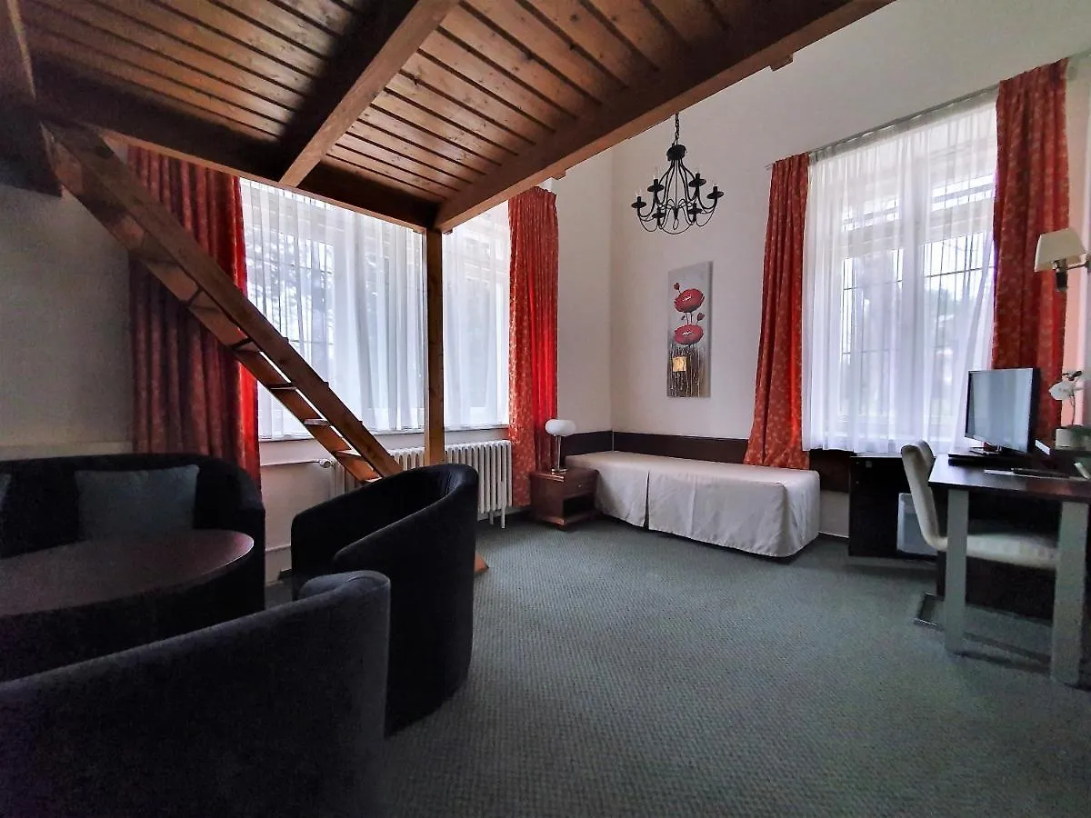 Hotel Pension Jana - Domov Mladeze Praga Pensjonat