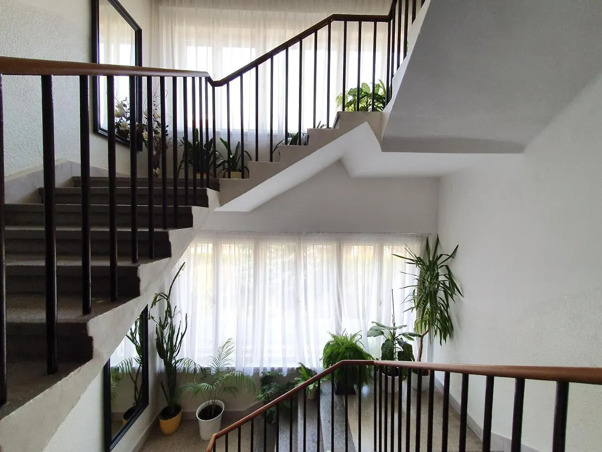 Pension Jana - Domov Mladeze Prague Guest house