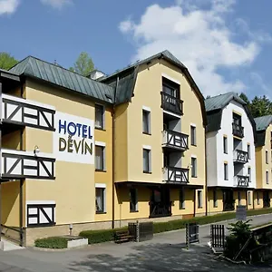 Hotel Devin
