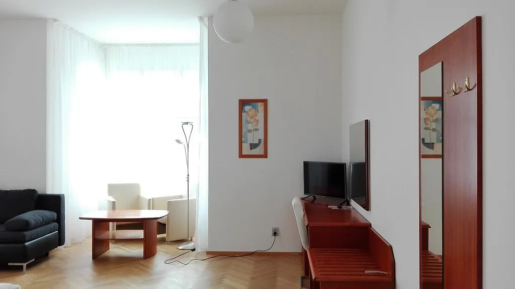 Pension Jana - Domov Mladeze Praga