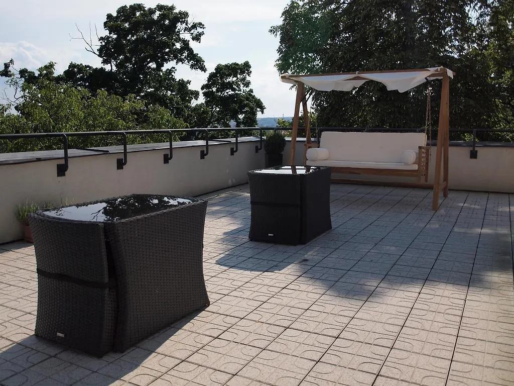 Pension Jana - Domov Mladeze Prague Guest house